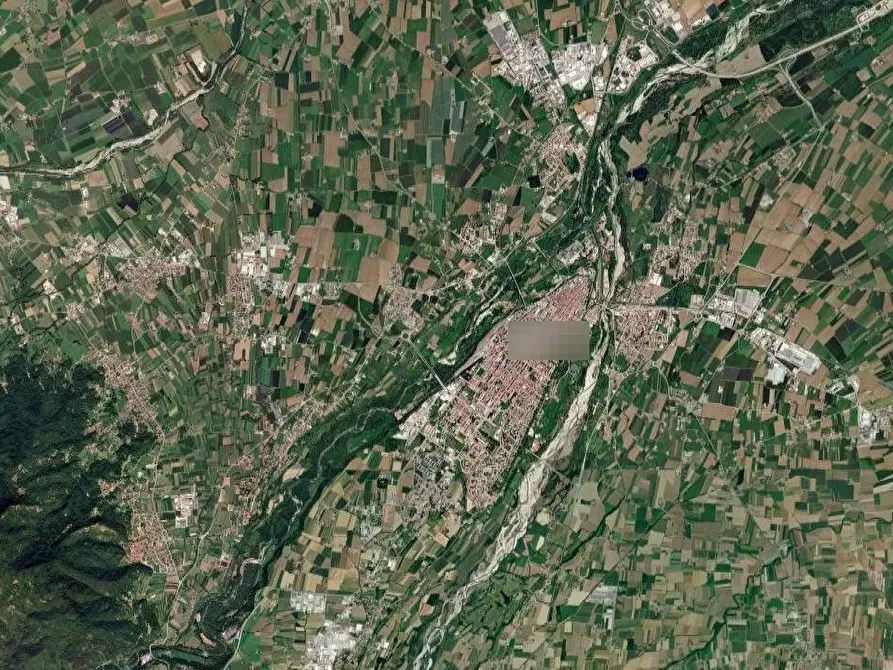 Immagine 10 di Negozio in vendita  in Via Michele Coppino a Cuneo