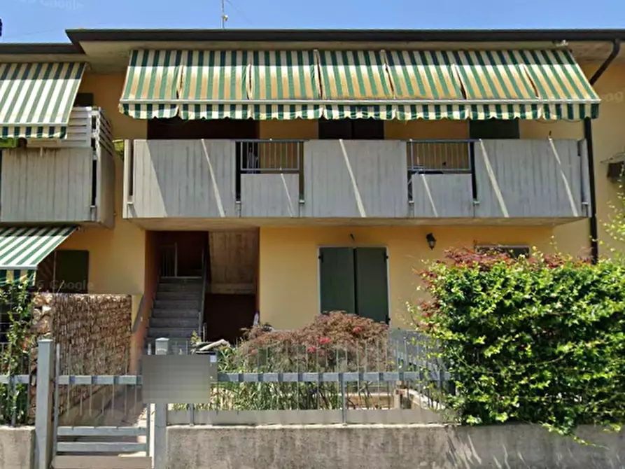 Immagine 5 di Appartamento in vendita  in Via Risorgimento a Castelnuovo Del Garda
