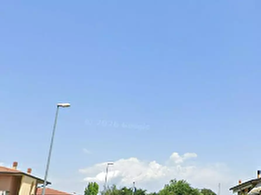 Immagine 8 di Appartamento in vendita  in Via Risorgimento a Castelnuovo Del Garda