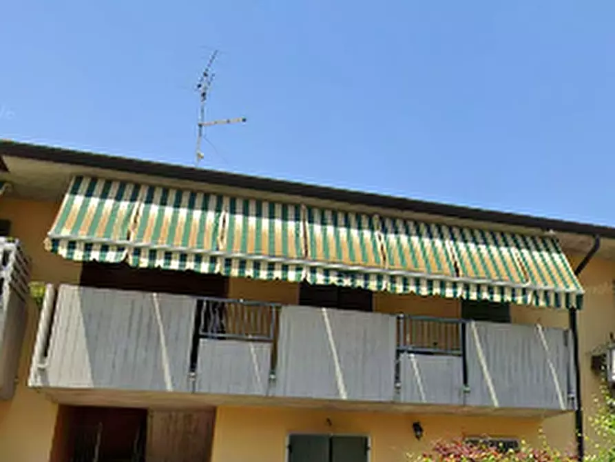 Immagine 17 di Appartamento in vendita  in Via Risorgimento a Castelnuovo Del Garda