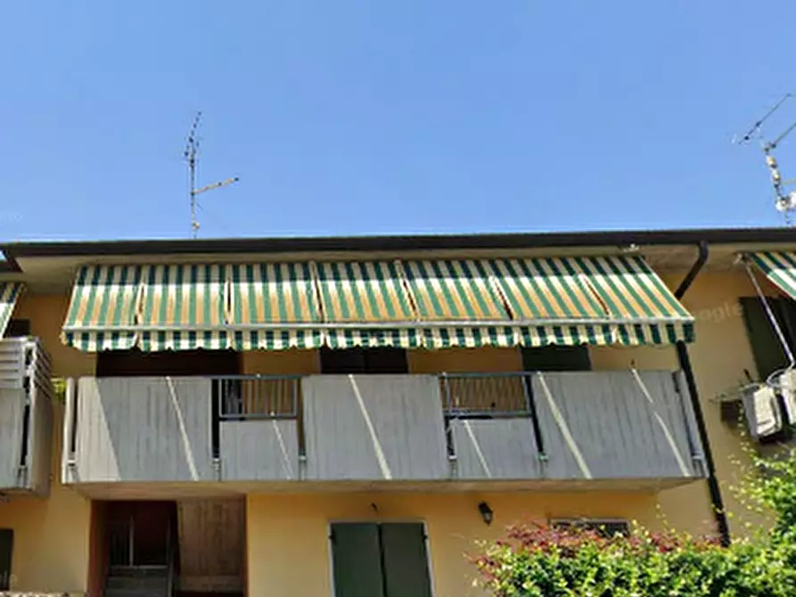 Immagine 21 di Appartamento in vendita  in Via Risorgimento a Castelnuovo Del Garda