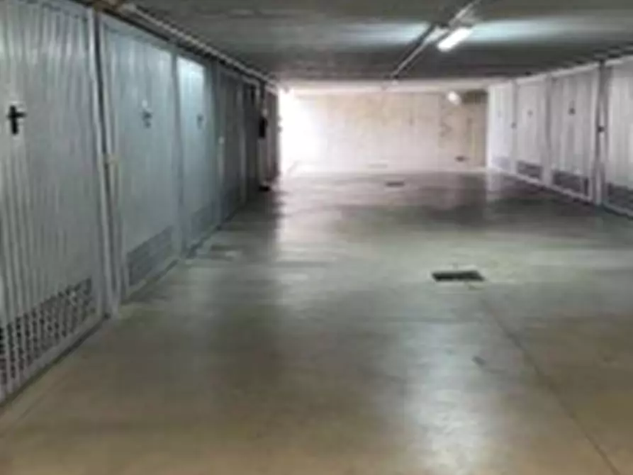 Immagine 2 di Appartamento in vendita  in Via Mazzini a Castelnuovo Del Garda