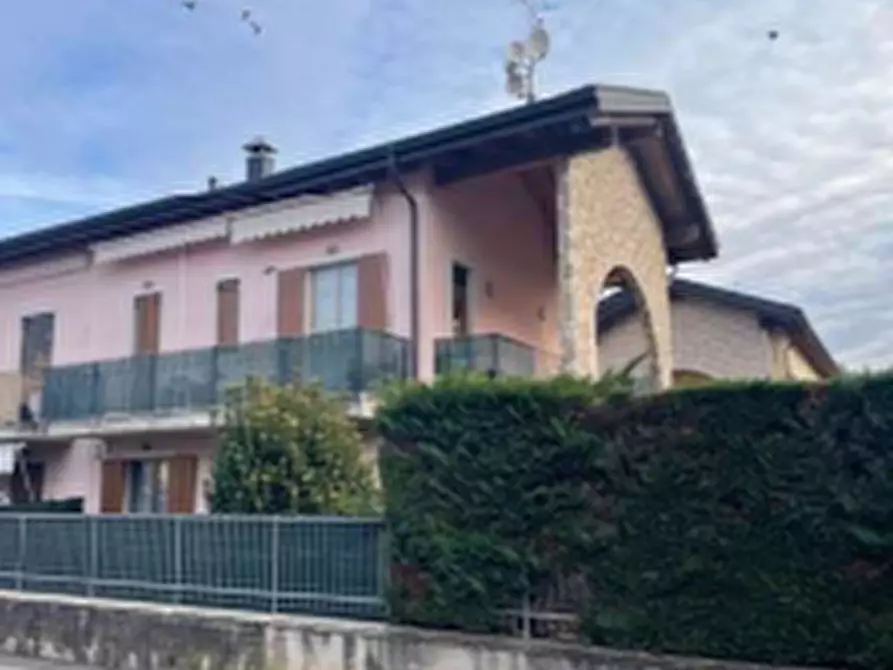 Immagine 7 di Appartamento in vendita  in Via Mazzini a Castelnuovo Del Garda