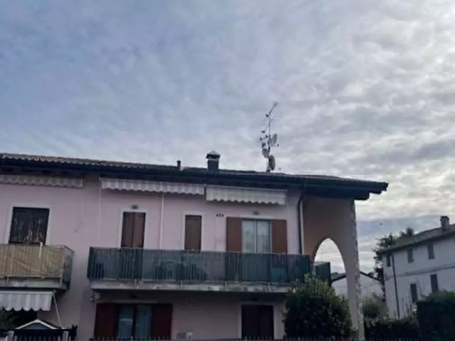 Immagine 8 di Appartamento in vendita  in Via Mazzini a Castelnuovo Del Garda