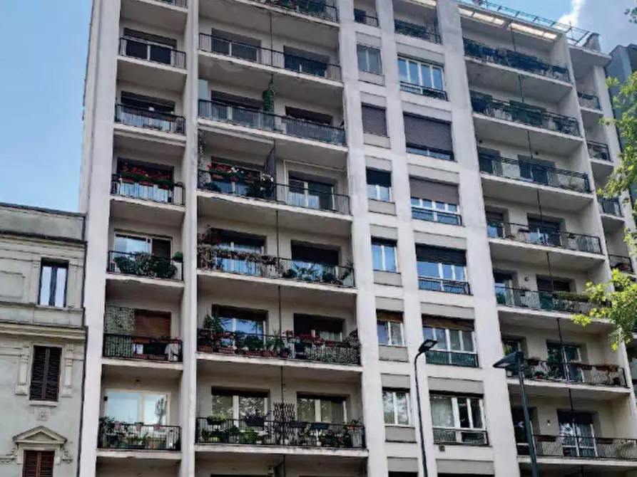 Immagine 7 di Appartamento in vendita  in Viale Argonne a Milano