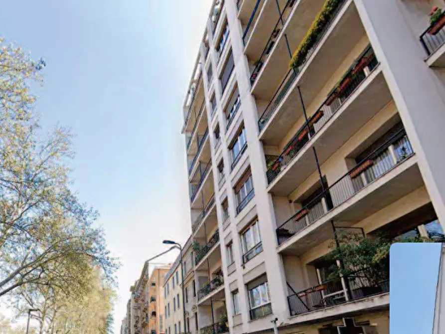 Immagine 9 di Appartamento in vendita  in Viale Argonne a Milano