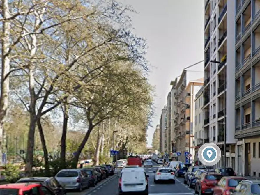 Immagine 18 di Appartamento in vendita  in Viale Argonne a Milano
