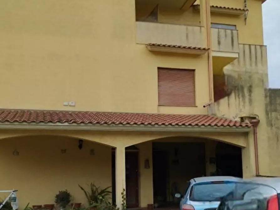Immagine 1 di Appartamento in vendita  in Corso Repubblica a Dolianova