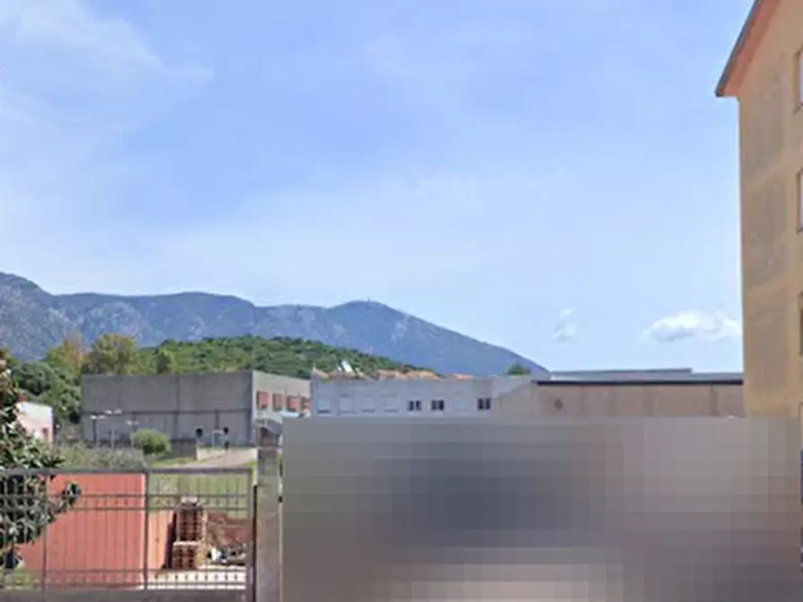 Immagine 8 di Negozio in vendita  in Via Trentino a Iglesias