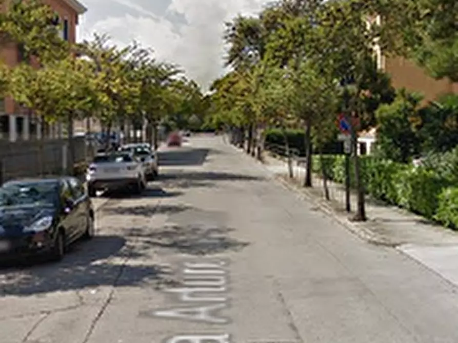 Immagine 10 di Appartamento in vendita  in Via Toscanini a Jesolo