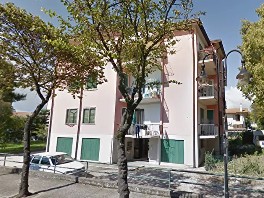 Immagine 21 di Appartamento in vendita  in Via Toscanini a Jesolo