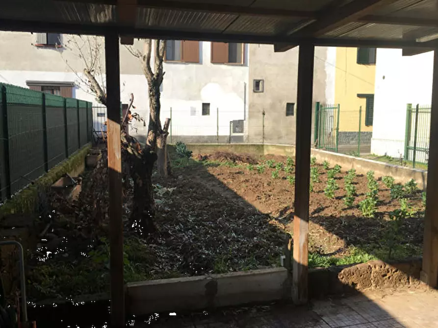 Immagine 3 di Appartamento in vendita  in Via della Repubblica a Cambiago