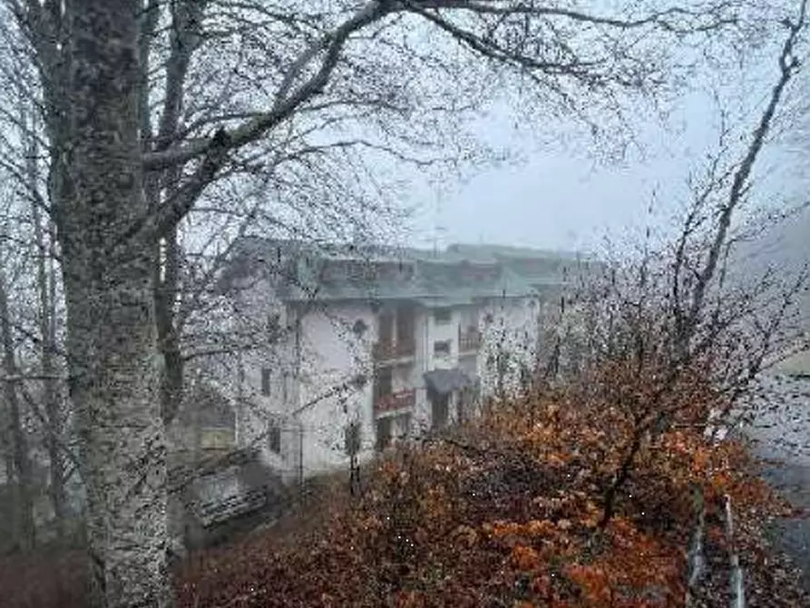 Immagine 1 di Appartamento in vendita  in Via bar Alpino a Fiumalbo