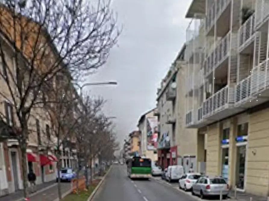 Immagine 10 di Appartamento in vendita  in Via Varesina a Milano