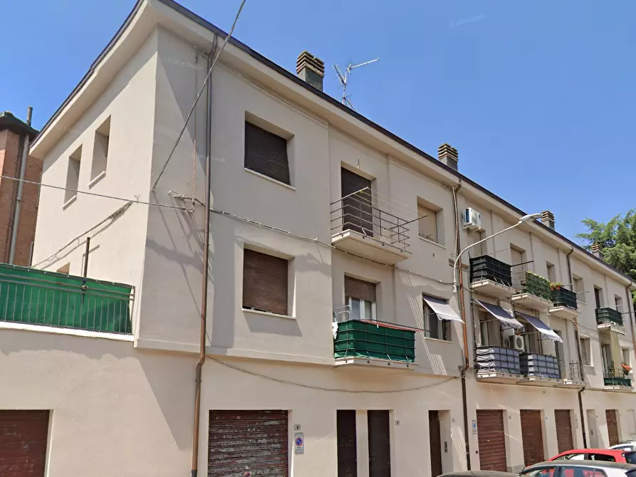 Immagine 4 di Appartamento in vendita  in Via dei Lancillotto a Modena