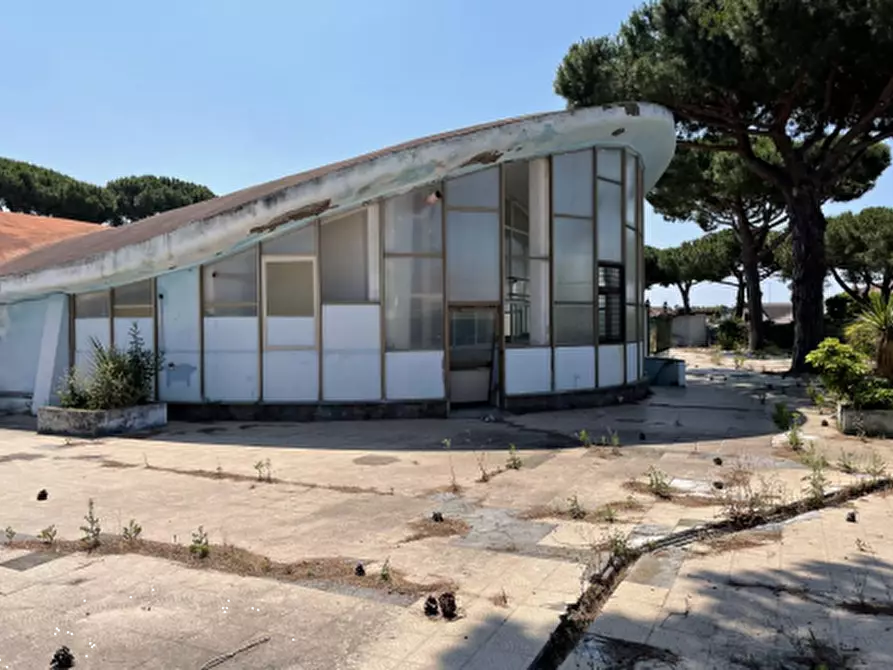 Immagine 10 di Stabile in vendita  in Via Tevere a Ardea