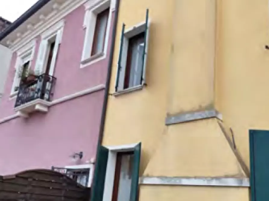 Immagine 3 di Appartamento in vendita  in Via Adolfo Rossi a Lendinara