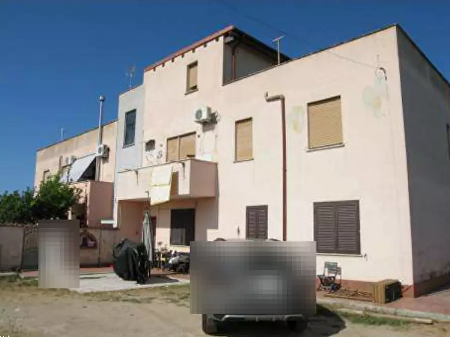 Immagine 1 di Appartamento in vendita  in Via Nepi a Nettuno