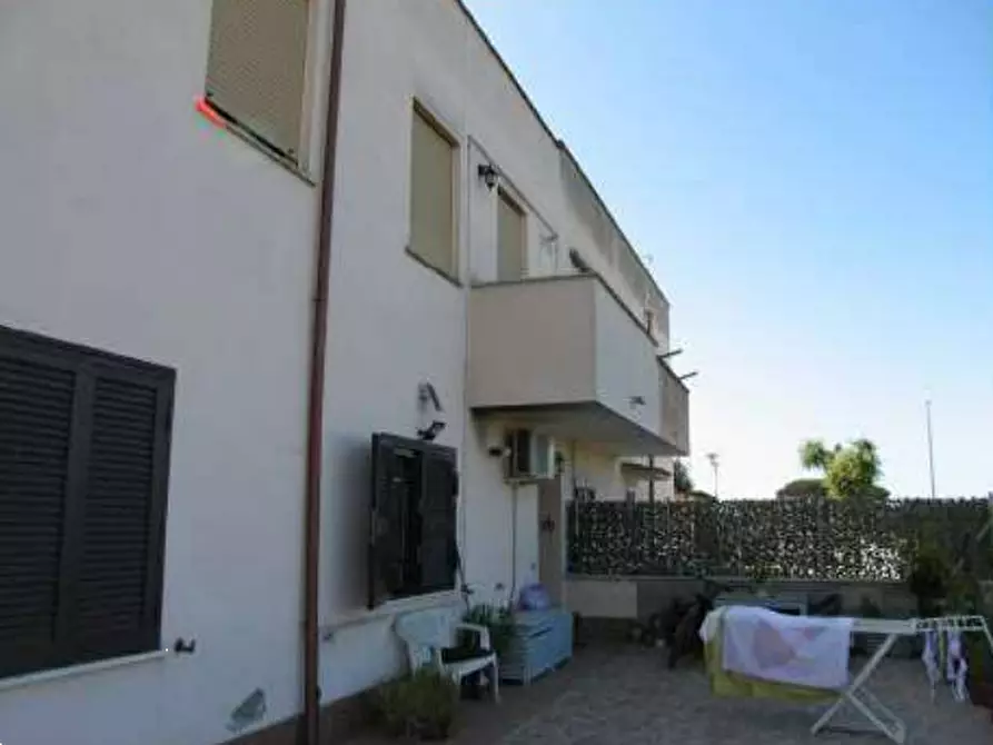 Immagine 3 di Appartamento in vendita  in Via Nepi a Nettuno