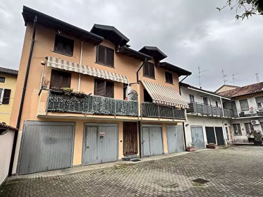 Immagine 2 di Appartamento in vendita  in Via Piero dell'Acqua a San Vittore Olona