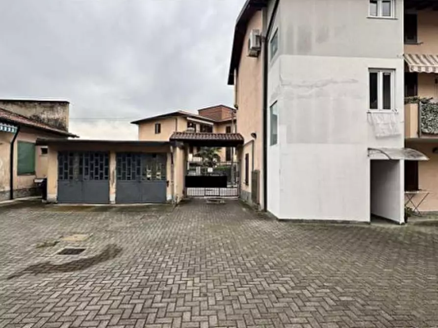 Immagine 4 di Appartamento in vendita  in Via Piero dell'Acqua a San Vittore Olona