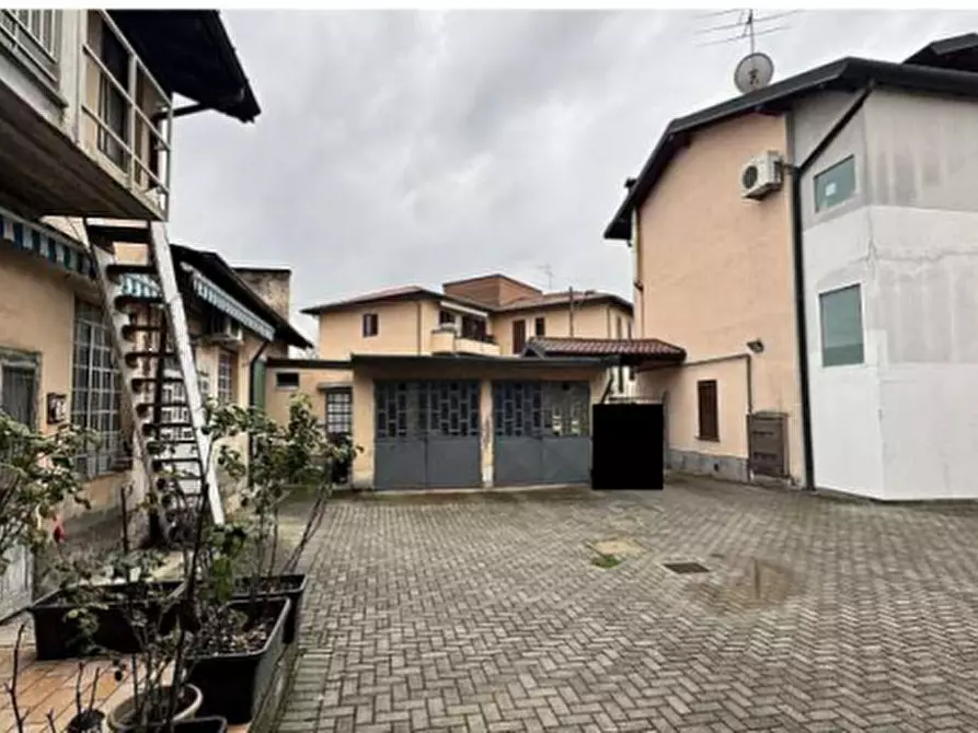 Immagine 5 di Appartamento in vendita  in Via Piero dell'Acqua a San Vittore Olona