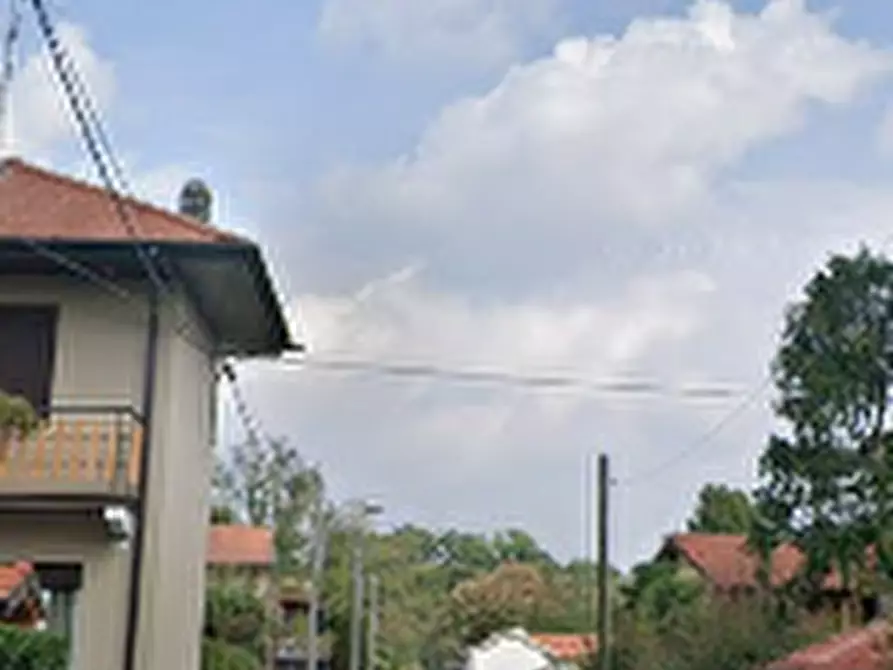 Immagine 7 di Appartamento in vendita  in Via Mazzini a Arsago Seprio