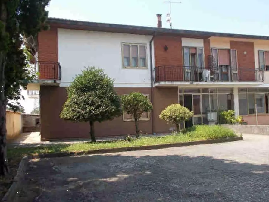 Immagine 9 di Porzione di casa in vendita  in Via Mure a Agna
