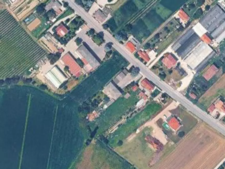 Immagine 15 di Porzione di casa in vendita  in Via Mure a Agna