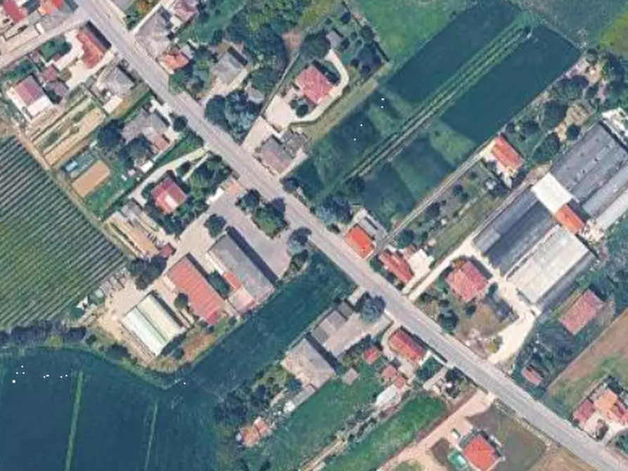 Immagine 16 di Porzione di casa in vendita  in Via Mure a Agna
