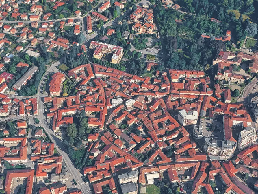 Immagine 7 di Appartamento in vendita  in Via Vignola a Somma Lombardo