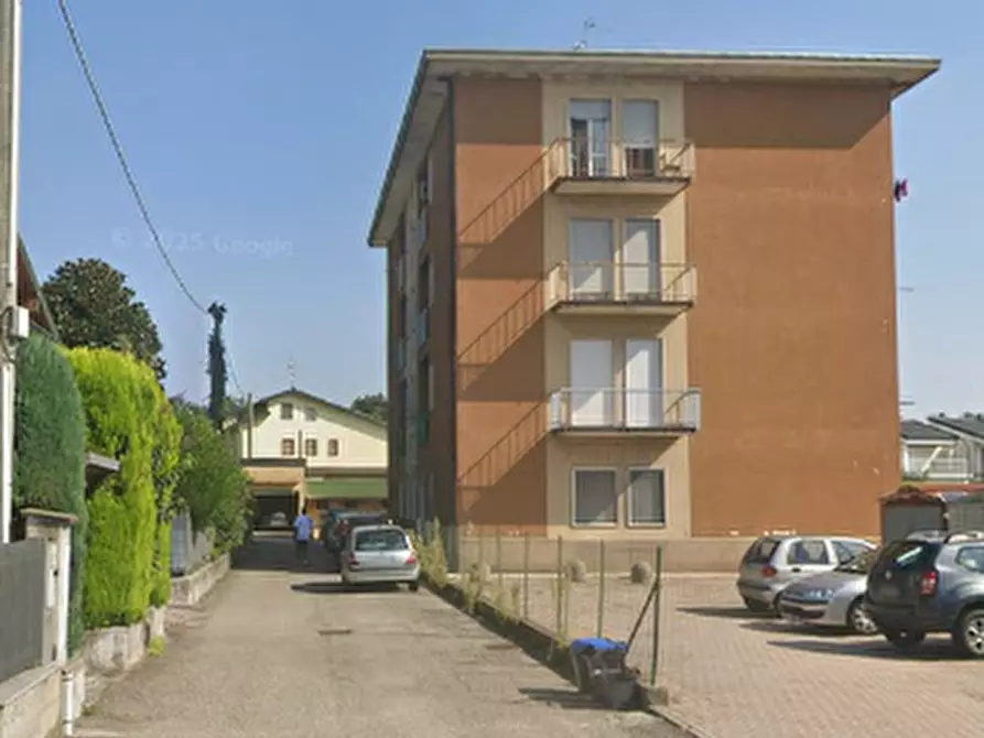 Immagine 2 di Appartamento in vendita  in Via Firenze a Oggiona Con Santo Stefano