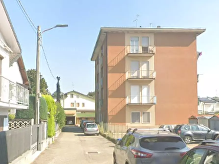 Immagine 5 di Appartamento in vendita  in Via Firenze a Oggiona Con Santo Stefano