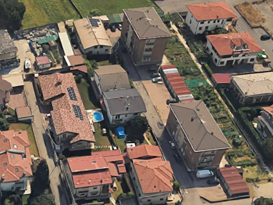 Immagine 12 di Appartamento in vendita  in Via Firenze a Oggiona Con Santo Stefano