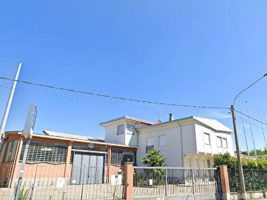 Immagine 16 di Casa indipendente in vendita  in Via Colombo a Gorla Minore