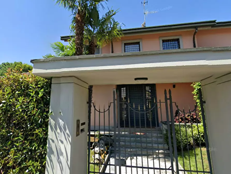 Immagine 1 di Casa indipendente in vendita  in Via Donato Bramante a Gorla Minore