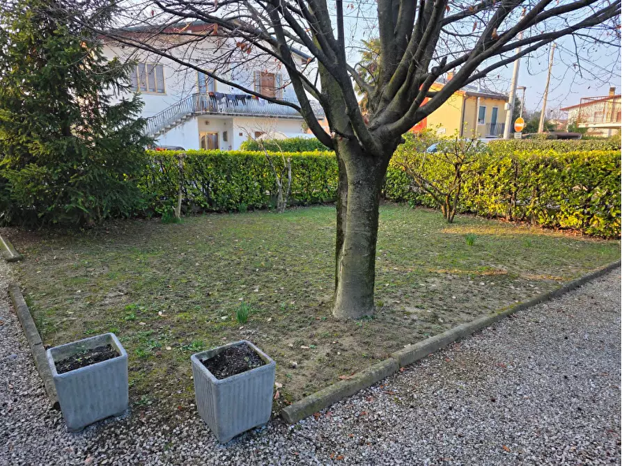 Immagine 7 di Porzione di casa in vendita  in Via Le Basse a Oderzo
