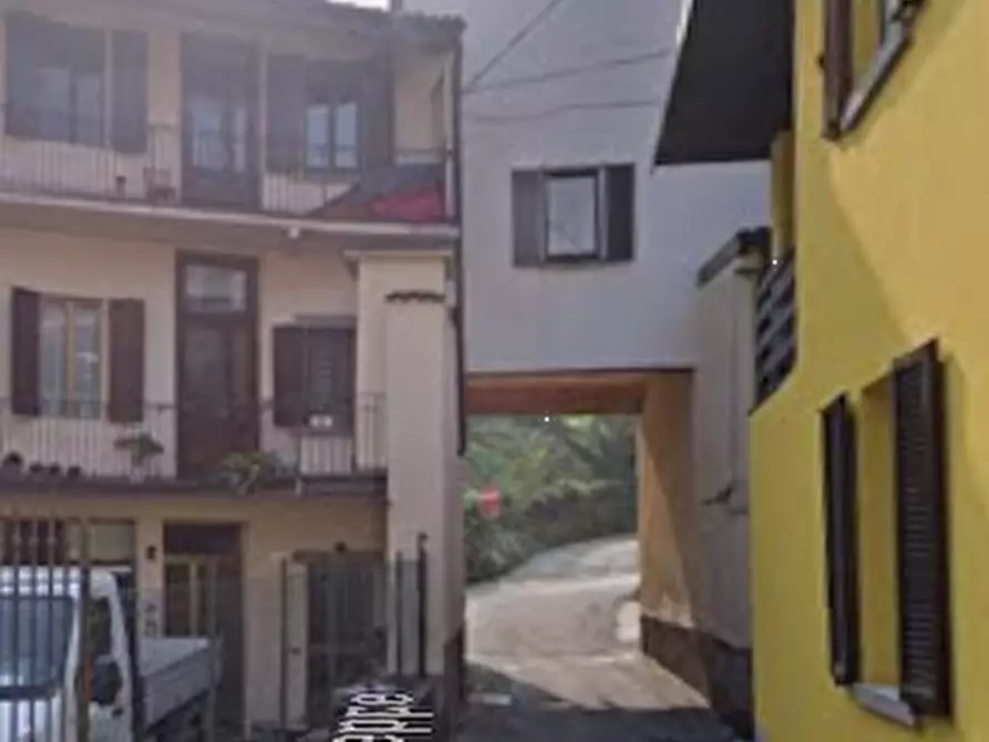 Immagine 10 di Appartamento in vendita  in Piazza Giuseppe Mazzini a Pradalunga