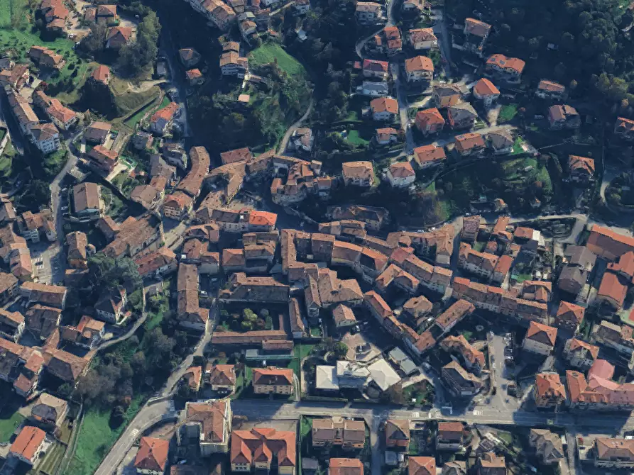 Immagine 12 di Appartamento in vendita  in Piazza Giuseppe Mazzini a Pradalunga