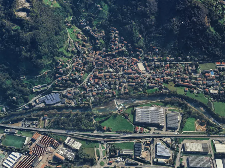 Immagine 15 di Appartamento in vendita  in Piazza Giuseppe Mazzini a Pradalunga