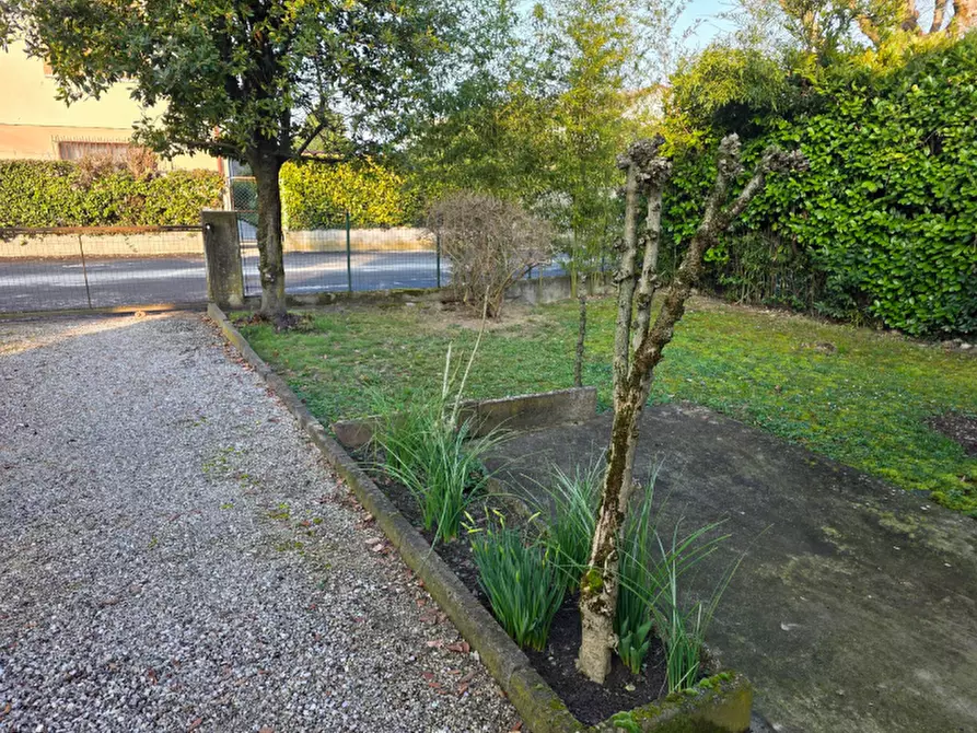 Immagine 9 di Porzione di casa in vendita  in Via Le Basse a Oderzo