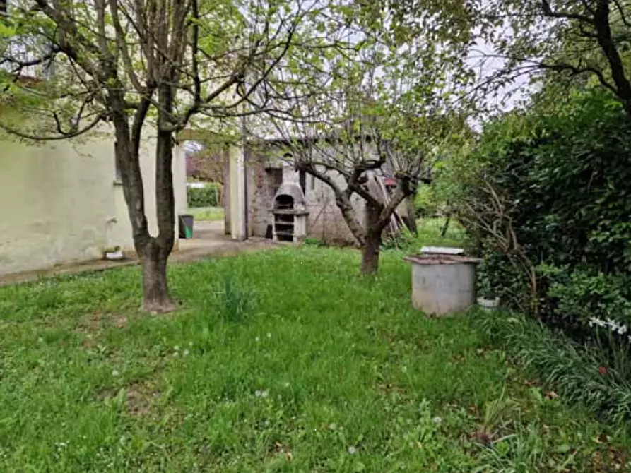 Immagine 13 di Porzione di casa in vendita  in Via Le Basse a Oderzo