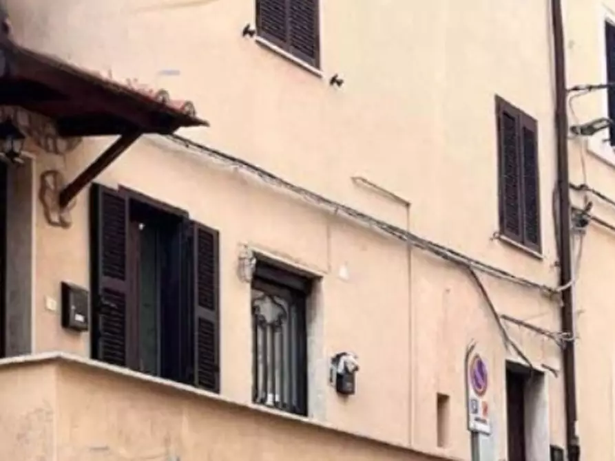 Immagine 2 di Appartamento in vendita  in Via Giacomo Matteotti a Palombara Sabina