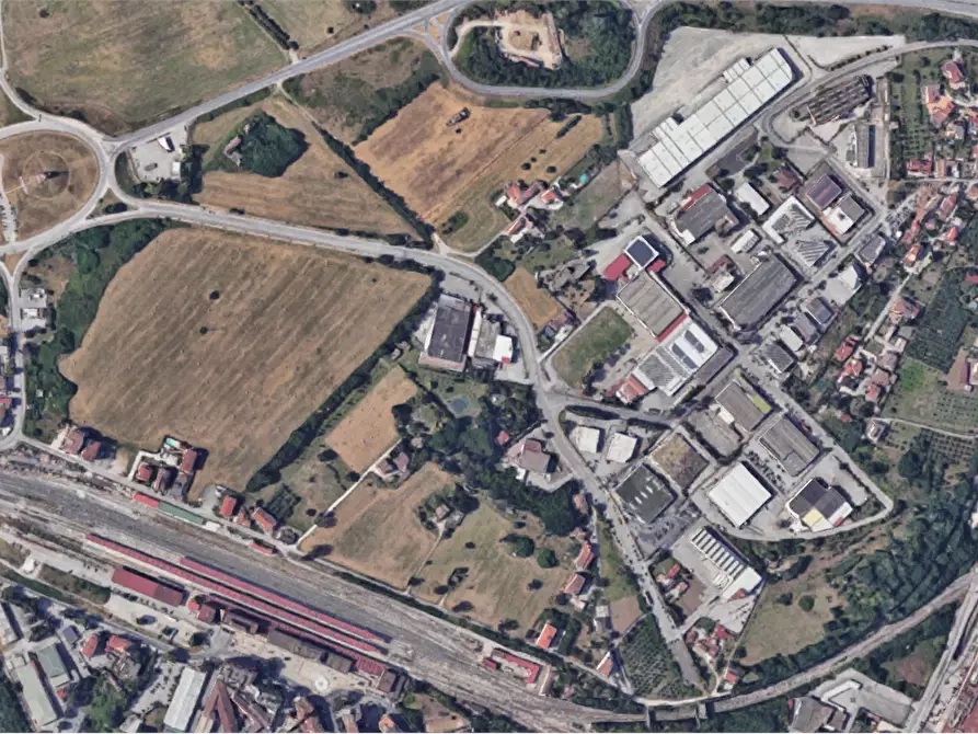 Immagine 4 di Capannone industriale in vendita  in Contrada Pezzapiana a Benevento
