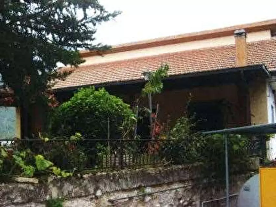 Immagine 2 di Appartamento in vendita  in Strada Statale a Colli A Volturno