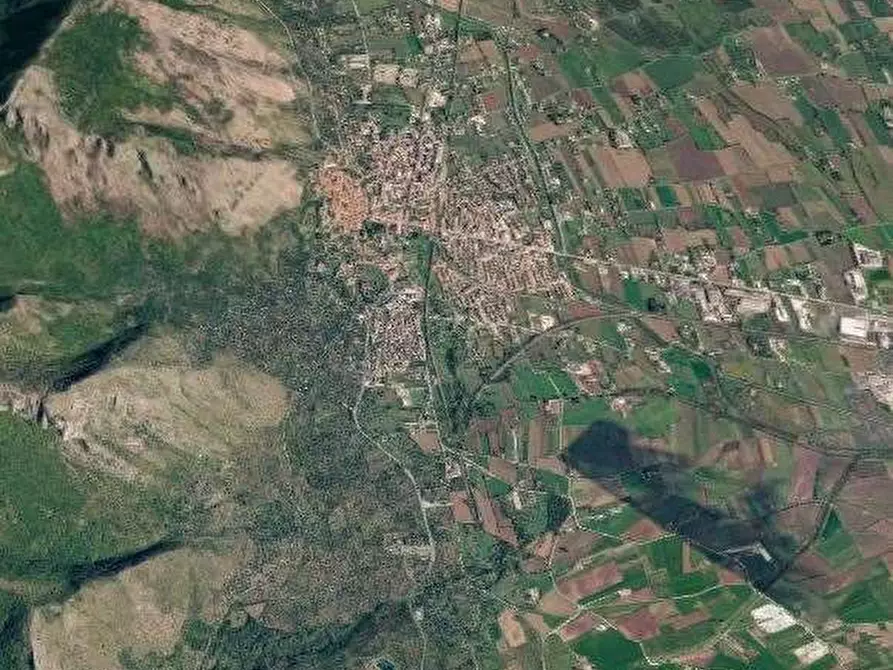 Immagine 10 di Appartamento in vendita  in Via Quinto Orazio Flacco  a Venafro