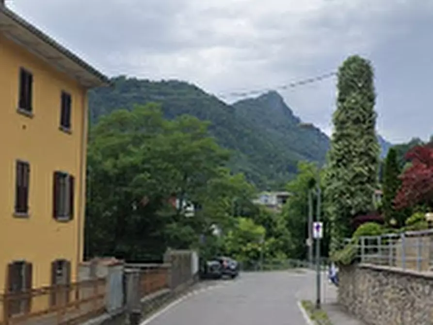 Immagine 12 di Appartamento in vendita  in Via Cinque Martiri a Vertova