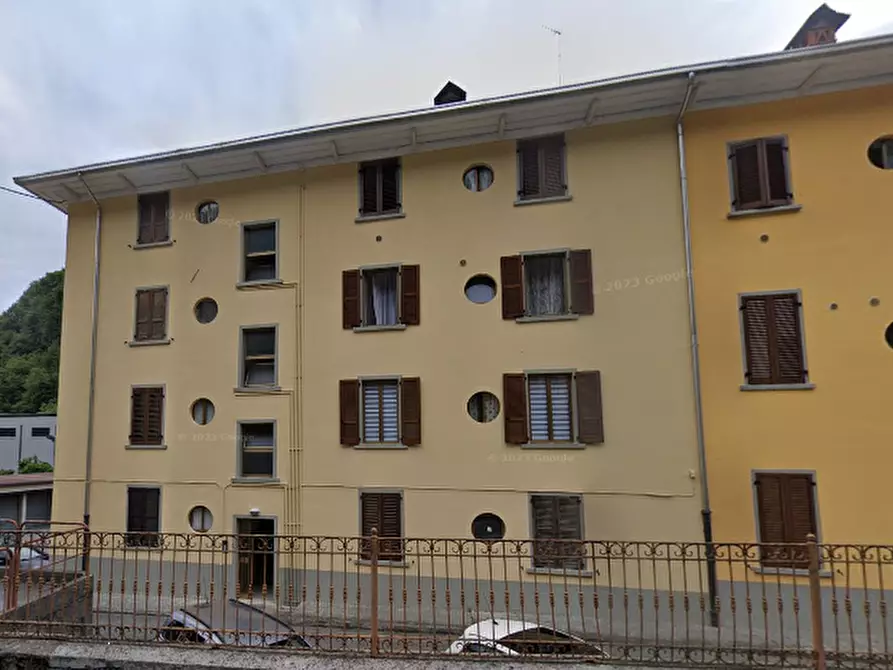 Immagine 6 di Appartamento in vendita  in Via Cinque Martiri a Vertova