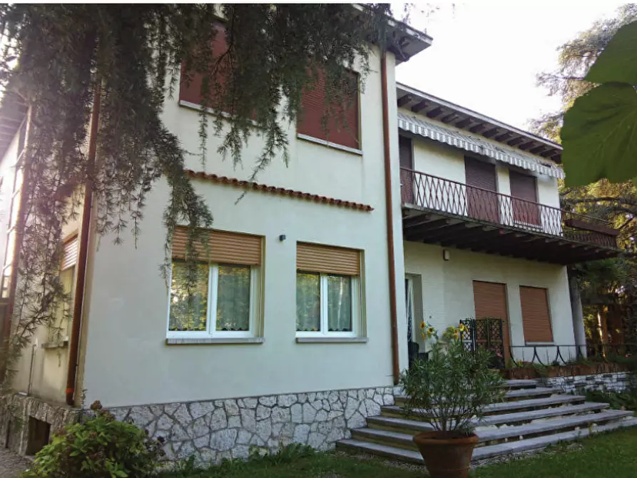 Immagine 3 di Porzione di casa in vendita  in via Terraglio a Treviso