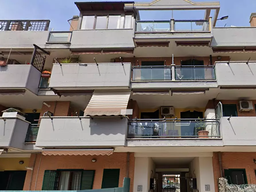 Immagine 7 di Appartamento in vendita  in Via Sterope a Roma